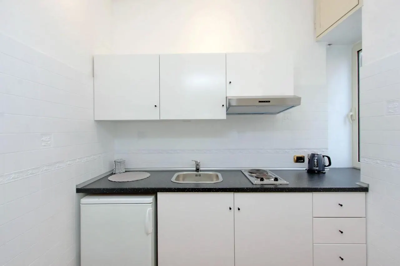Take Me Rome - Roman Forum Apartments 0*,