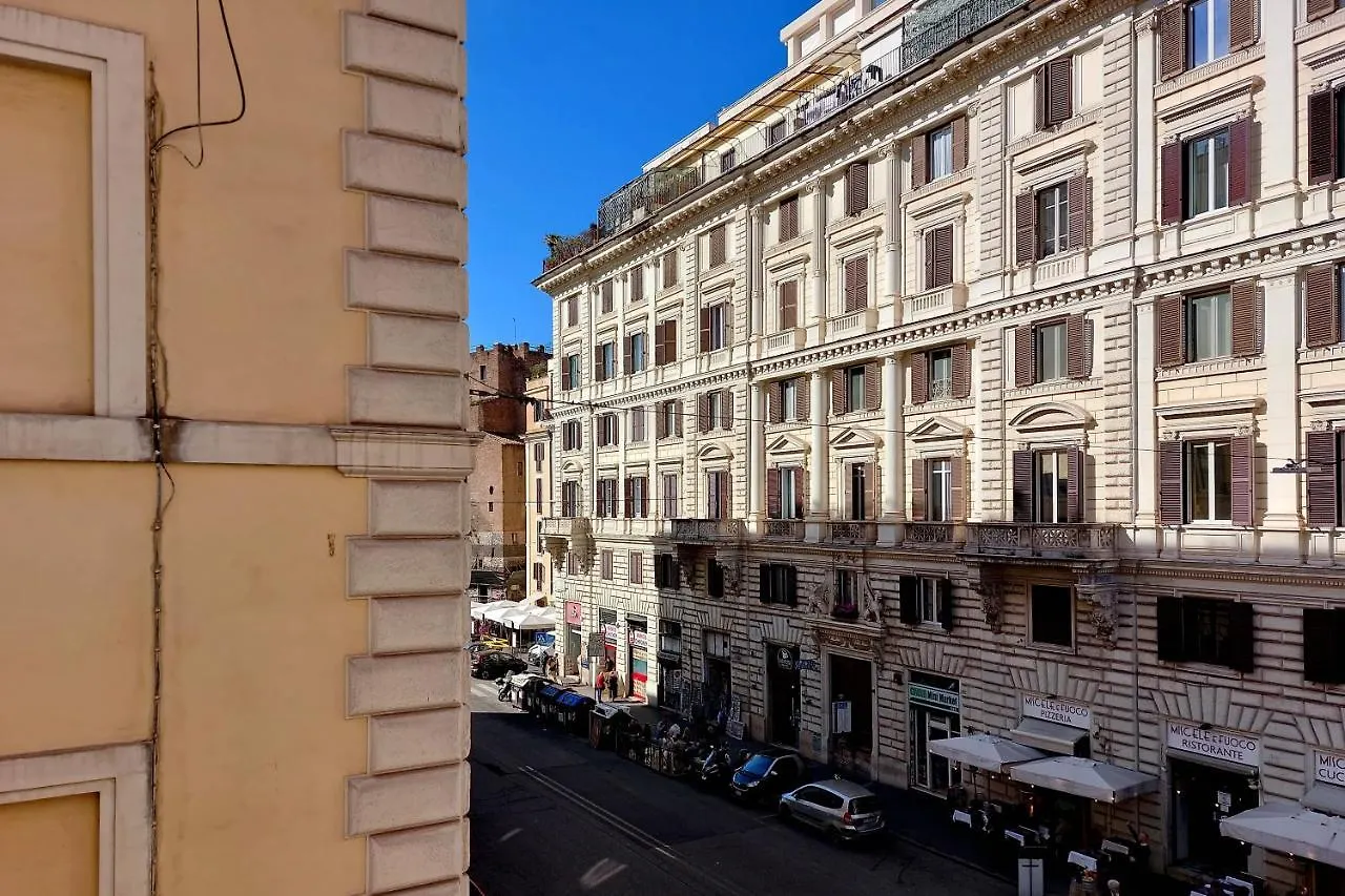 Take Me Rome - Roman Forum Apartments